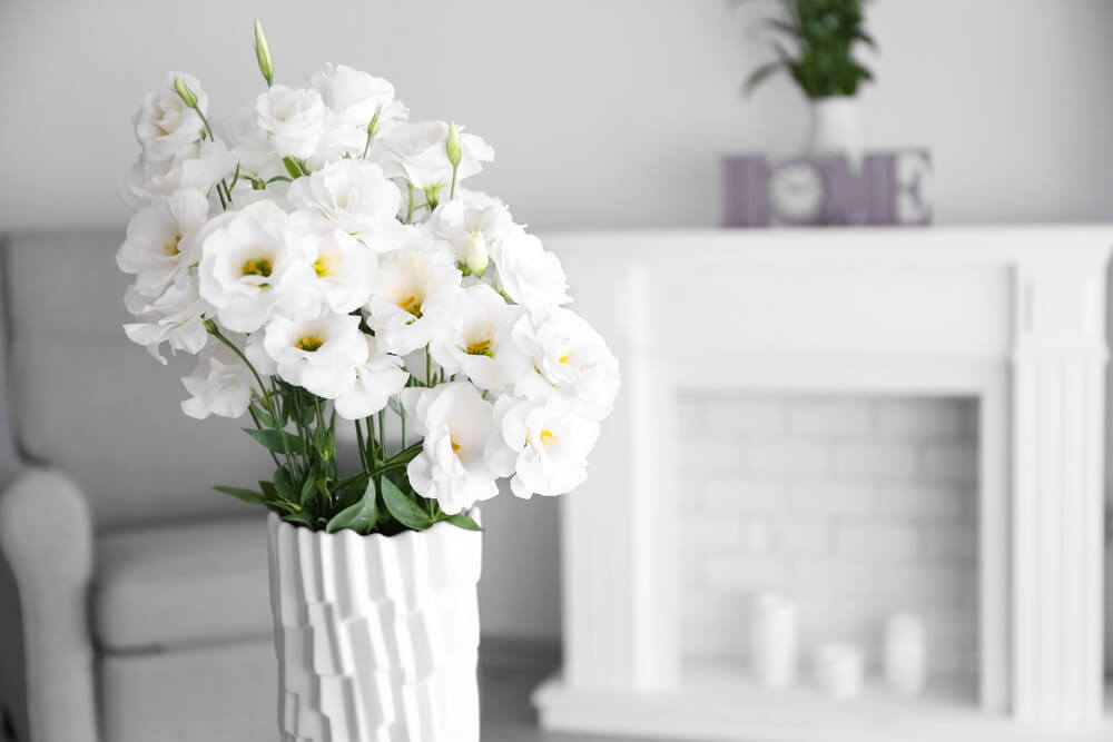 How to Decorate an Unused Fireplace