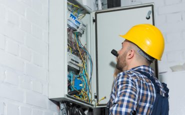 How Many Electricians Die a Year in the UK