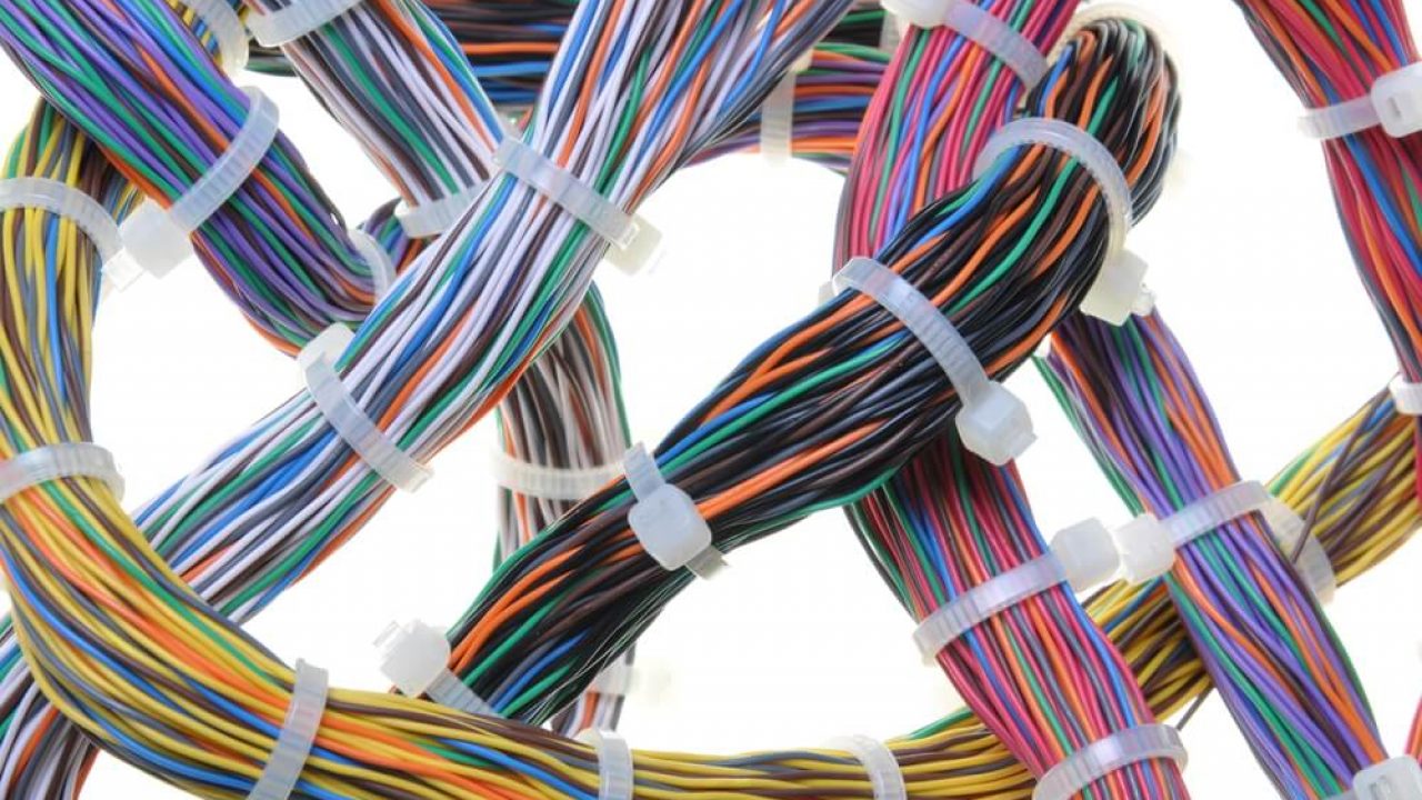 Middel koper wenkbrauw Types of Cable Ties for Cable Management Behind My Computer - Neighborhood Watch Middel koper wenkbrauw Types of Cable Ties for Cable Management Behind My Computer - Neighborhood Watch