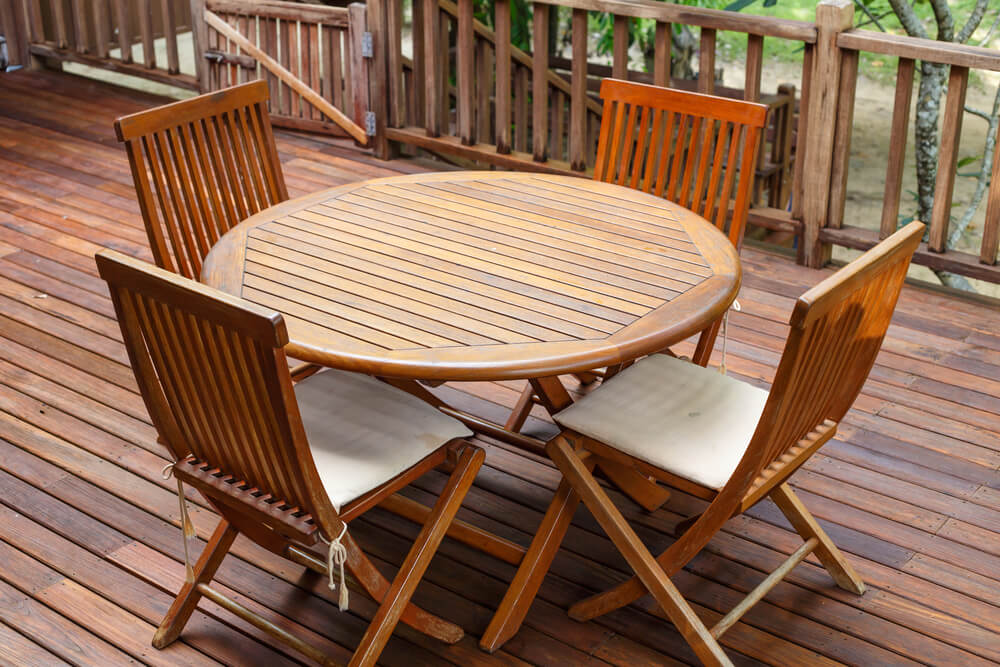 Can You Pressure Wash Teak Furniture, What Oil To Use On Outdoor Teak Furniture