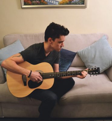 What Is A Love Seat and How To Choose The Best One for You