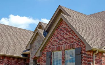 How Long Do Shingles Roofing Last?